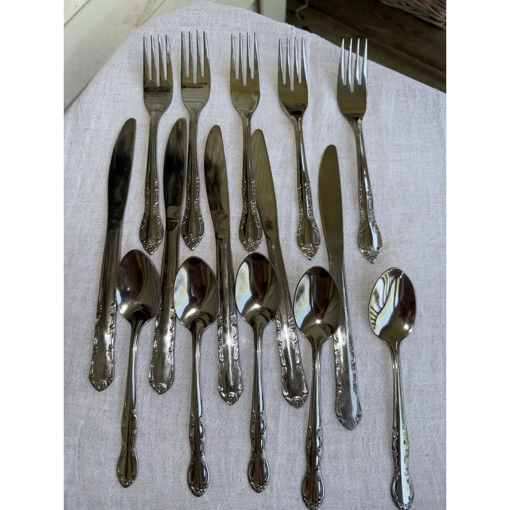 Utica Floral Pattern Stainless Japan Flatware Lot Of 15 , Serves 5
